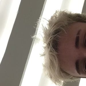 Meet your Posher, Teagan